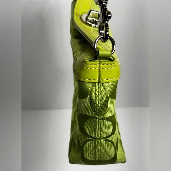 Coach Signature Lime Green Mini Convertible Shoulder/Wristlet bag - Picture 5 of 16
